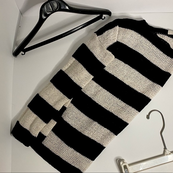 Knitted Zara sweater - Picture 4 of 5